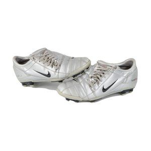Vintage Nike Total 90 III FG Soccer Cleats Shoes Silver Red